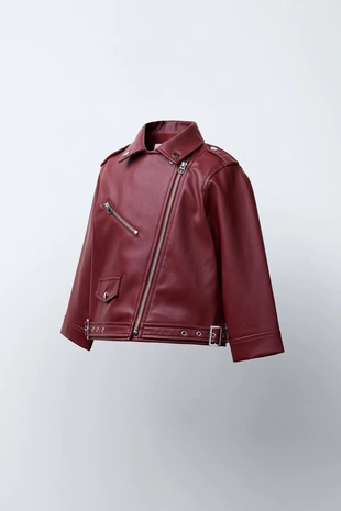 Куртка из искусственной кожи с пряжками- Заказать в России