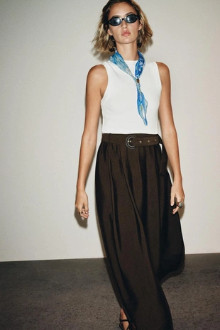 Комбинированное платье-миди с ремнем- Заказать в России