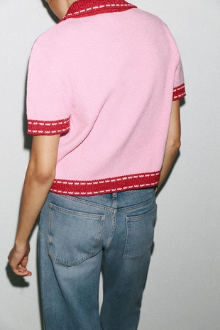 Трикотажная куртка с короткими рукавами и декоративной строчкой- Заказать в России