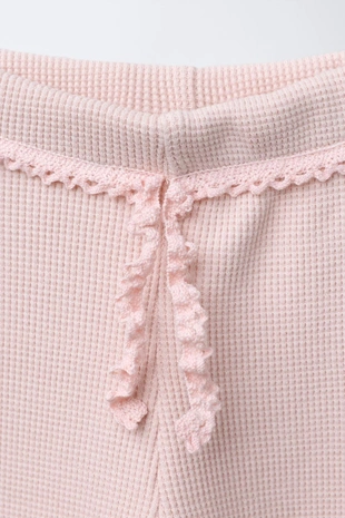 Вафельные легинсы с кружевом