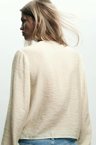 Блуза в романтическом стиле с воланами- Заказать в России