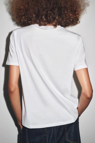 Футболка с металлизированным принтом- Заказать в России