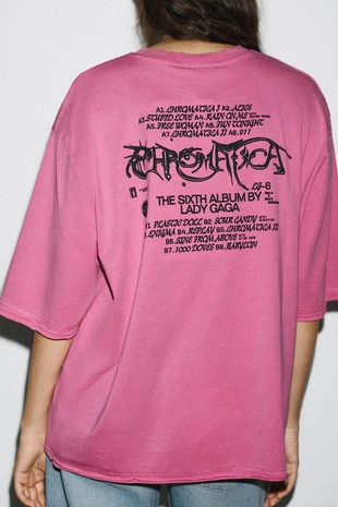 Футболка с эффектом потертости LADY GAGA- Заказать в России