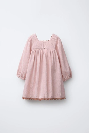 Платье с вязаной отделкой крючком - Заказать в России