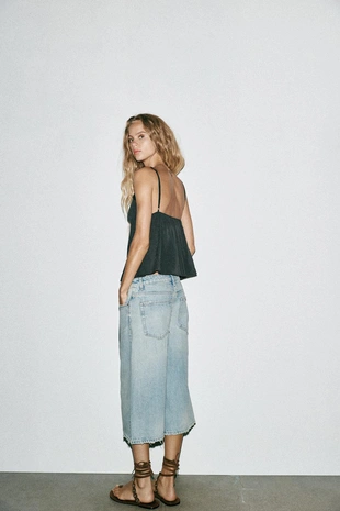 Топ из струящейся ткани на бретелях- Заказать в России