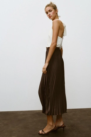 Плиссированное платье миди- Заказать в России