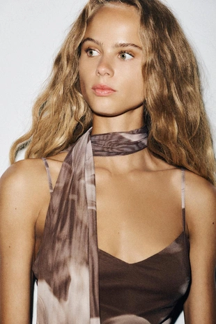 Платье-миди с принтом из тюля с платком- Заказать в России