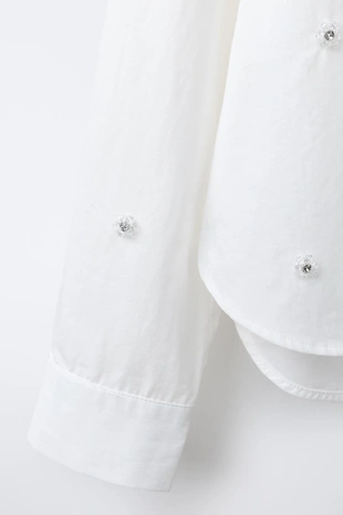 Рубашка с блестящими цветами- Заказать в России