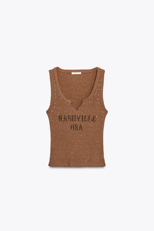 Топ с эффектом потертости и заклепками- Заказать в России