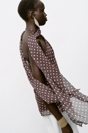 Топ в горошек с горловиной халтер и фурнитурой- Заказать в России