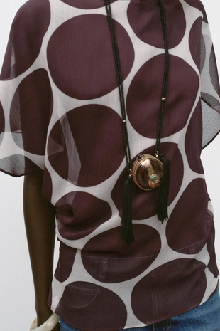 Полупрозрачный топ в горошек- Заказать в России