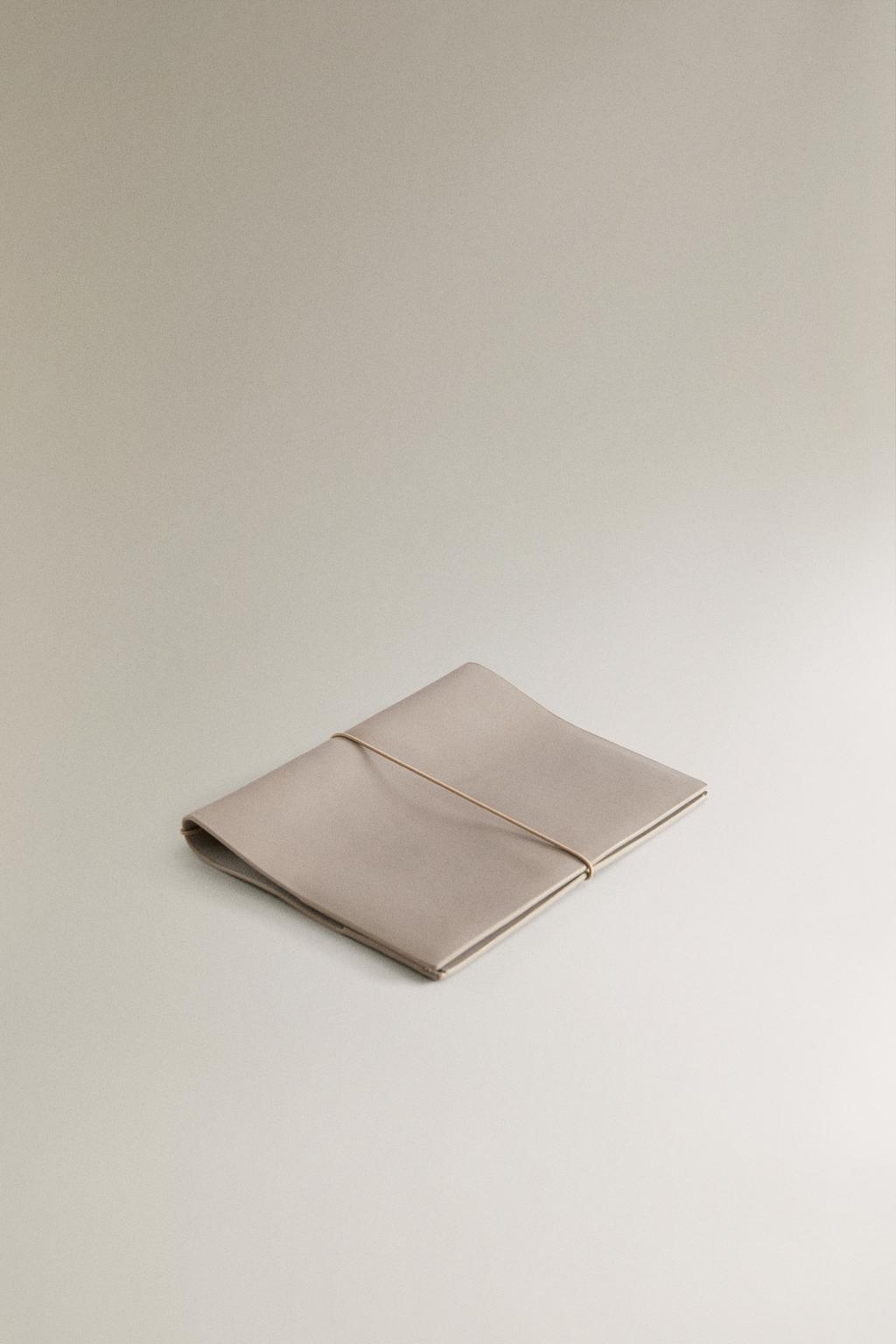 Обложка для книги из кожи