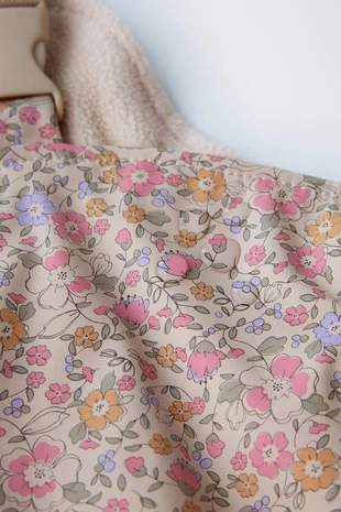 Прорезиненный комбинезон с принтом WATER RESISTANT- Заказать в России