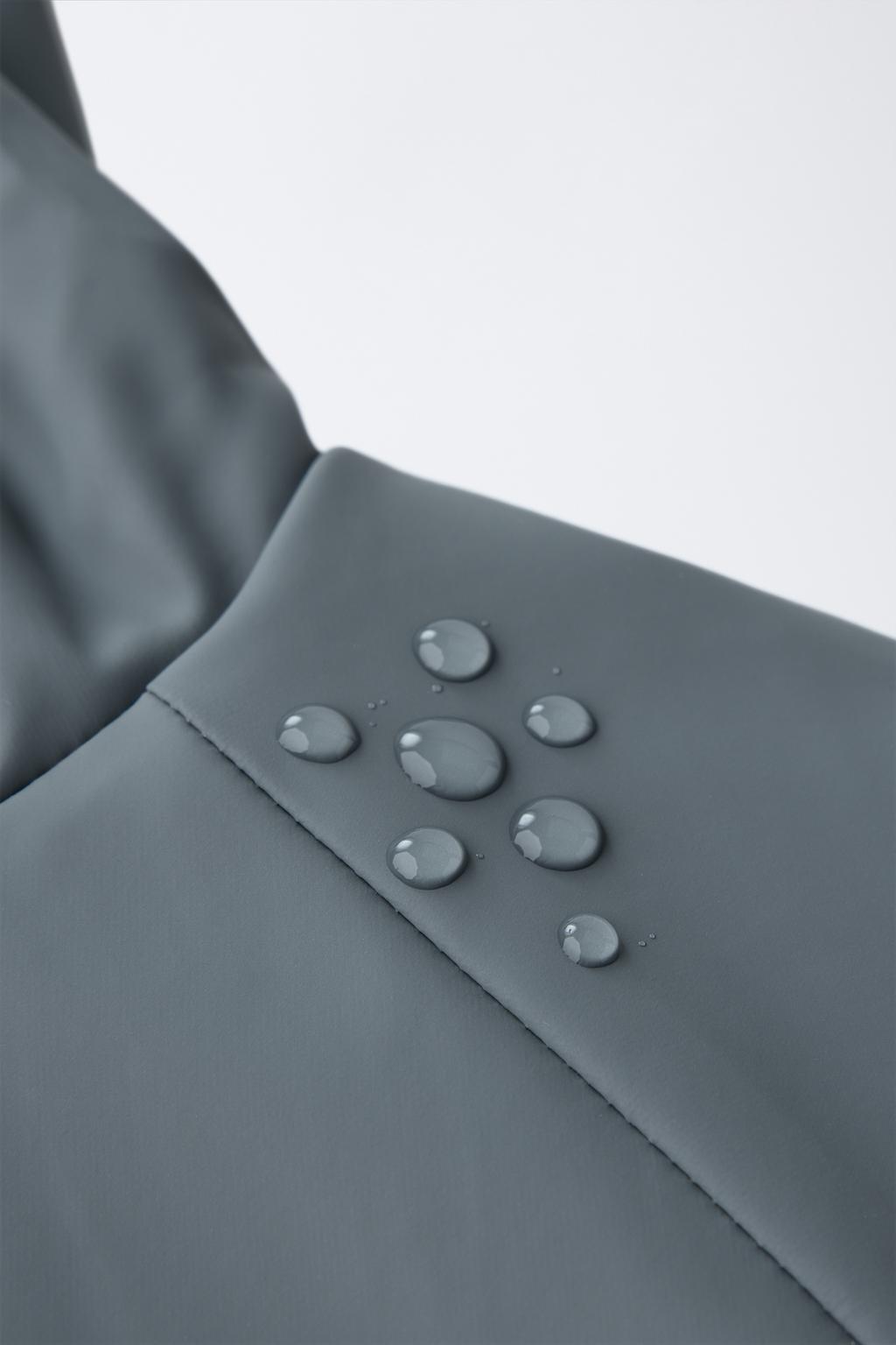 ПРОРЕЗИНЕННЫЙ ДОЖДЕВИК WATER RESISTANT