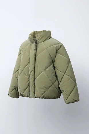 Стеганая куртка из прорезиненной ткани