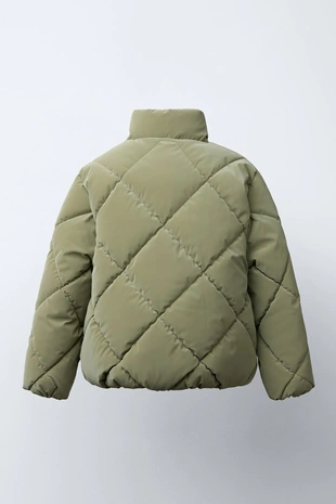 Стеганая куртка из прорезиненной ткани