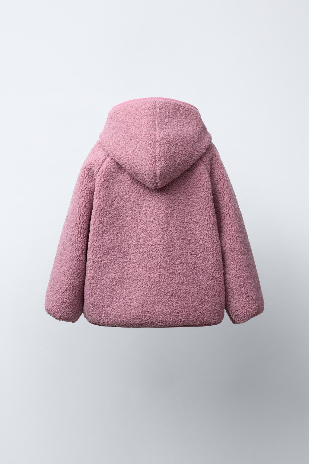 КУРТКА ИЗ ИСКУССТВЕННОЙ ОВЧИНЫ С КАПЮШОНОМ
