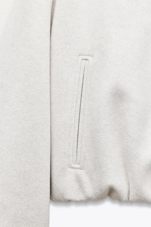 Бомбер из мягкой ткани