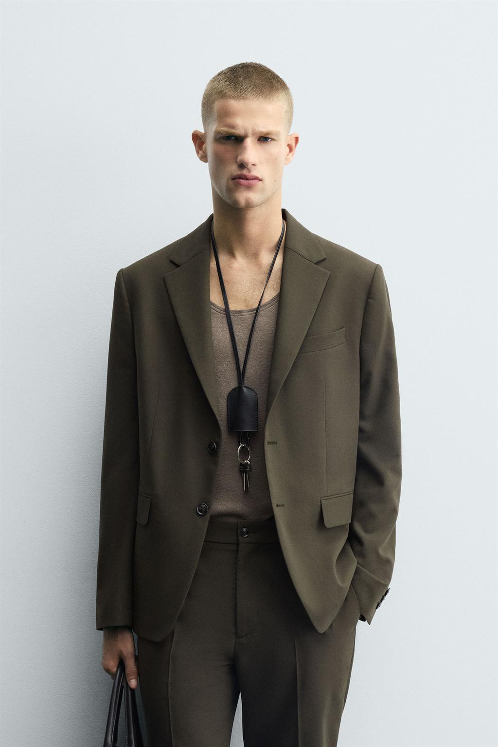 КОСТЮМНЫЙ БЛЕЙЗЕР SLIM FIT