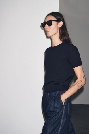 Топ из 100% шерсти с короткими рукавами- Заказать в России