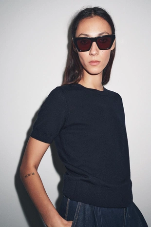 Топ из 100% шерсти с короткими рукавами- Заказать в России