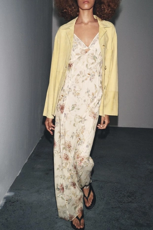 Платье на бретельках с цветочным принтом- Заказать в России