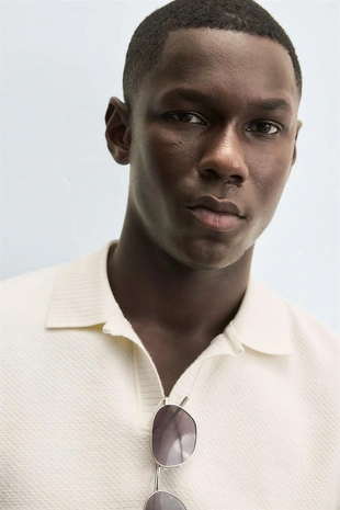 Поло классического кроя с узором- Заказать в России