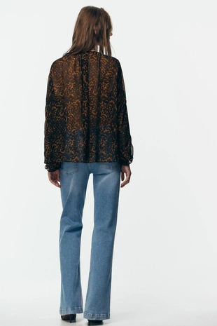Полупрозрачная блуза с анималистическим принтом- Заказать в России