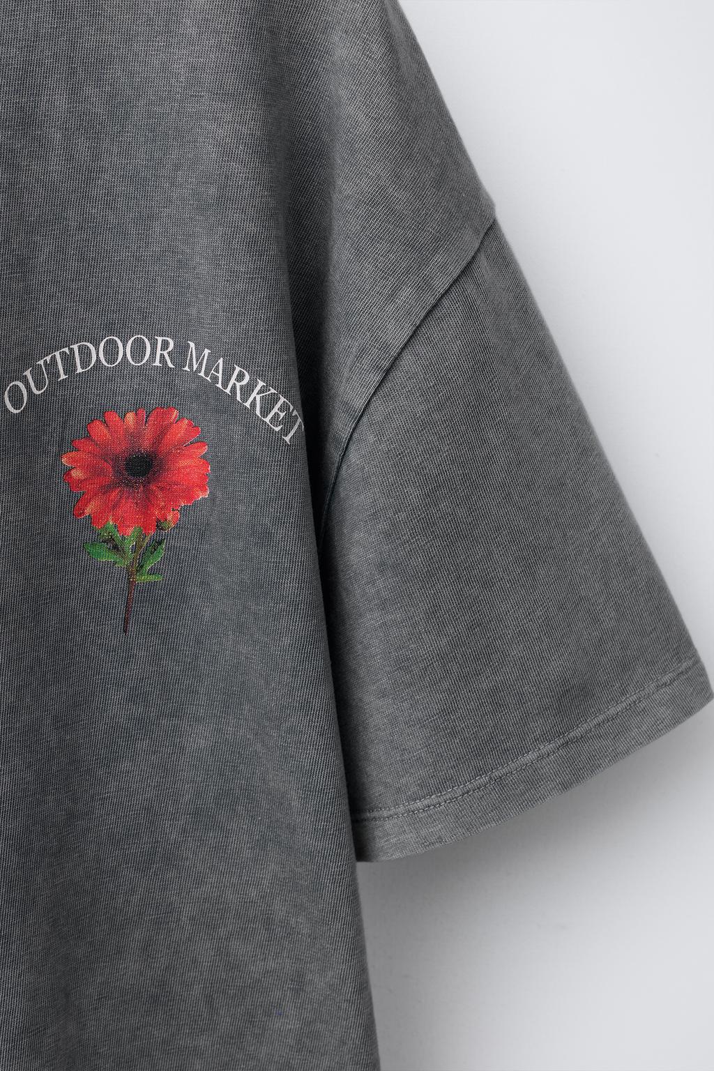 GARMENT DYE WASHED-EFFECT FLORAL T-SHIRT