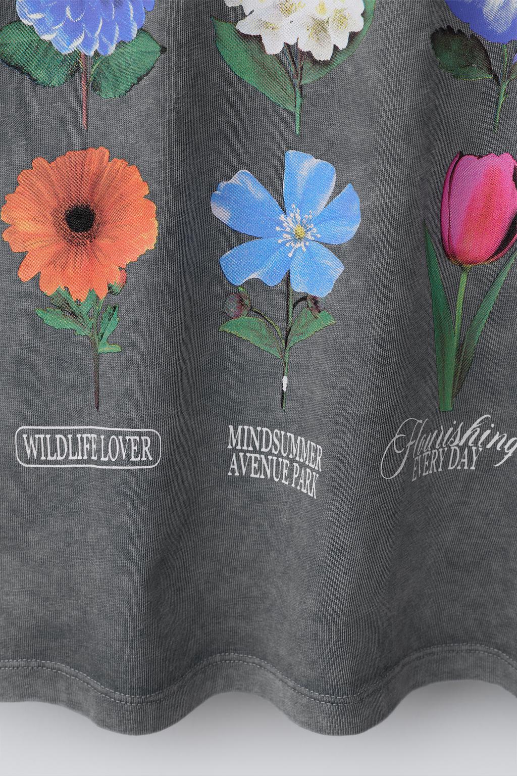 GARMENT DYE WASHED-EFFECT FLORAL T-SHIRT