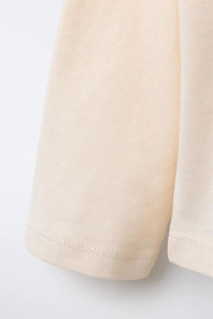 Футболка с рельефной надписью- Заказать в России