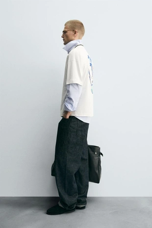 Футболка с комбинированным принтом- Заказать в России