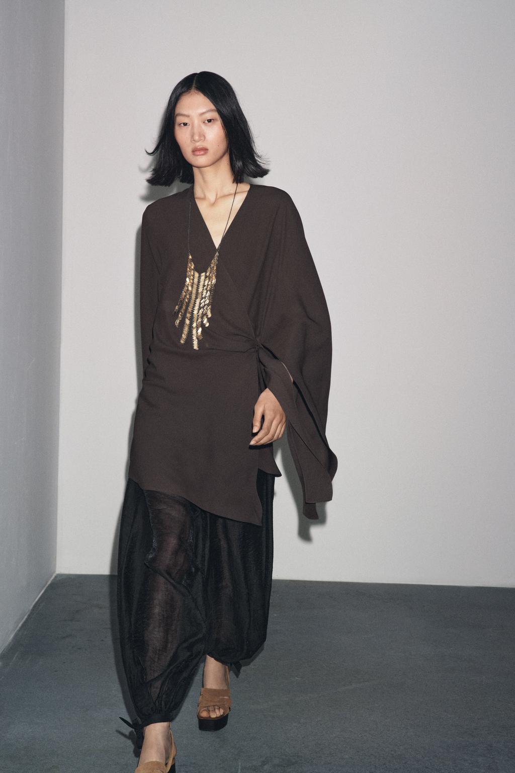 БЛУЗА НА ЗАПÁХ С АСИММЕТРИЧНЫМ НИЗОМ — ZW COLLECTION