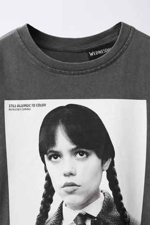 Футболка с эффектом потертости WEDNESDAY ©- Заказать в России