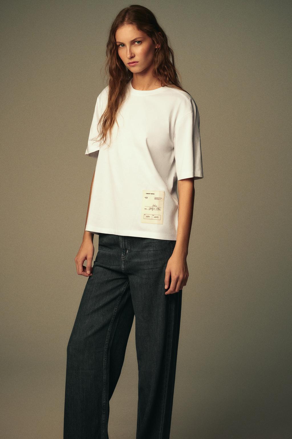 ФУТБОЛКА REGULAR FIT С ЭТИКЕТКОЙ