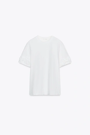 Футболка с объемными цветами- Заказать в России