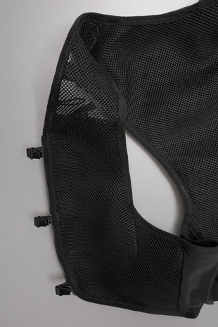 Технический спортивный жилет- Заказать в России