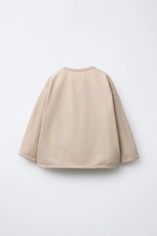 Футболка с вышивкой