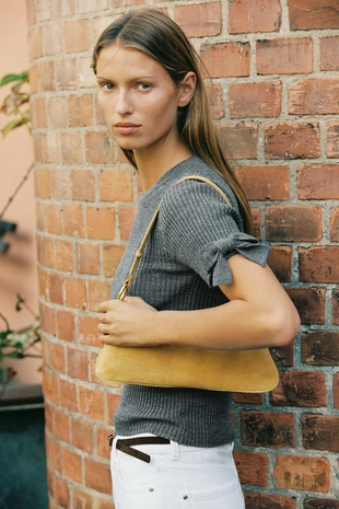 Джемпер в рубчик с завязками- Заказать в России