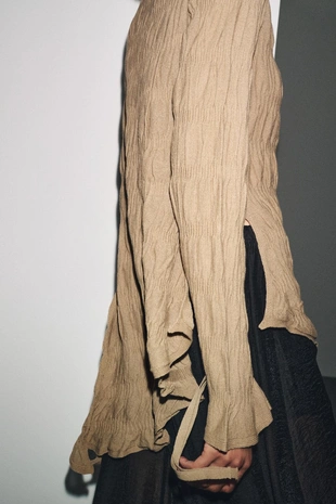 Трикотажный топ со сборками- Заказать в России