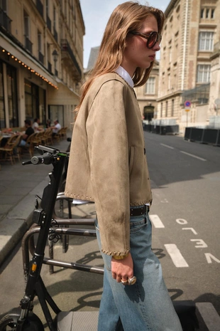 Куртка из искусственной замши с плетеной отделкой- Заказать в России