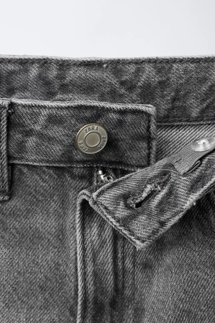 Джинсы WIDE LEG со звездами и анималистическим принтом- Заказать в России