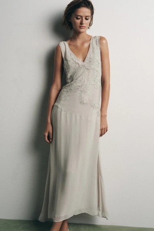 Платье из жоржета с вышивкой и бусинами- Заказать в России