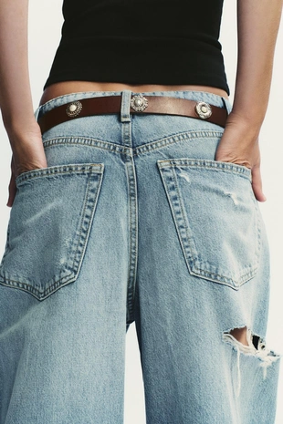 Кожаный ремень с заклепками в виде сердец