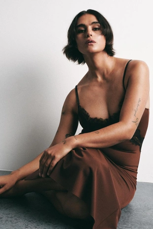 Комбинированное кружевное платье- Заказать в России