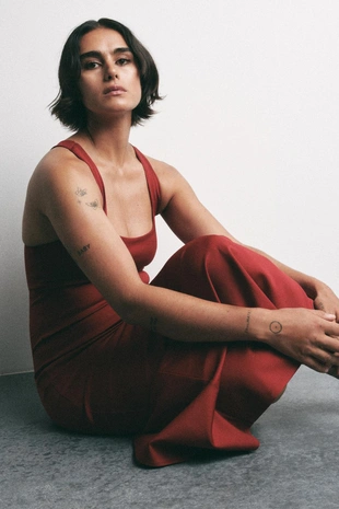 Длинное платье из полиамида- Заказать в России