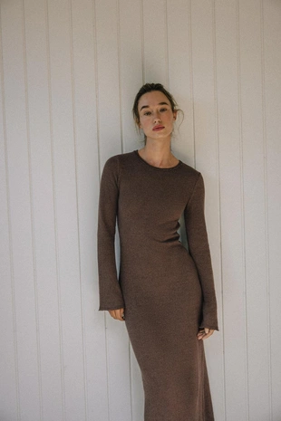 Длинное платье с текстурой- Заказать в России