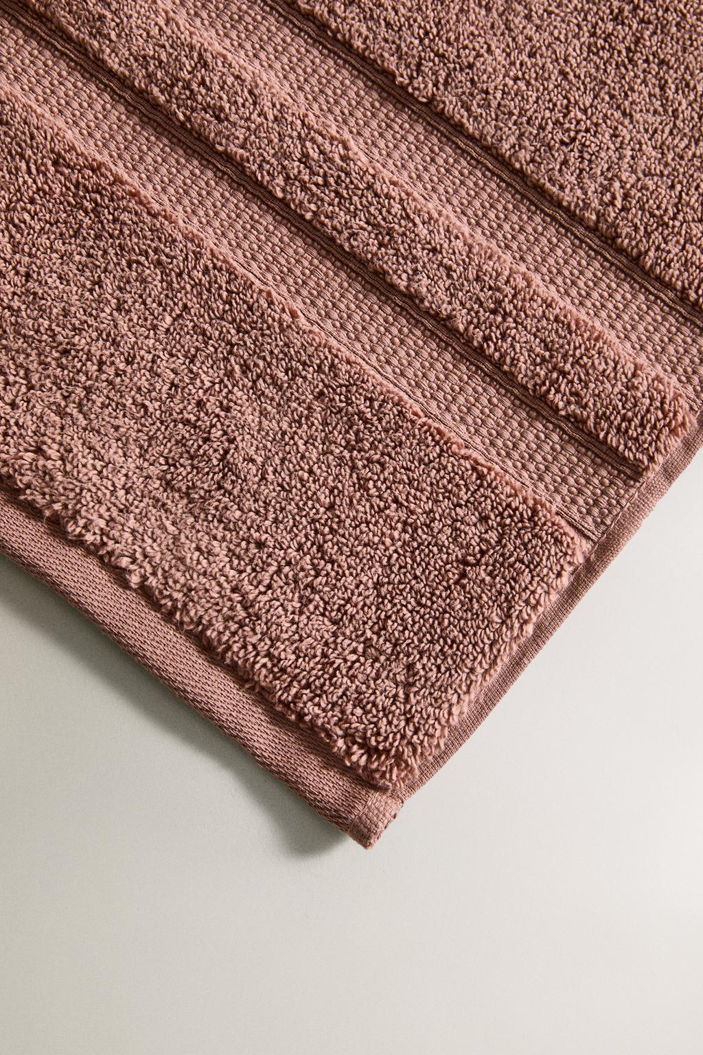 Махровое полотенце с двойным краем extra soft