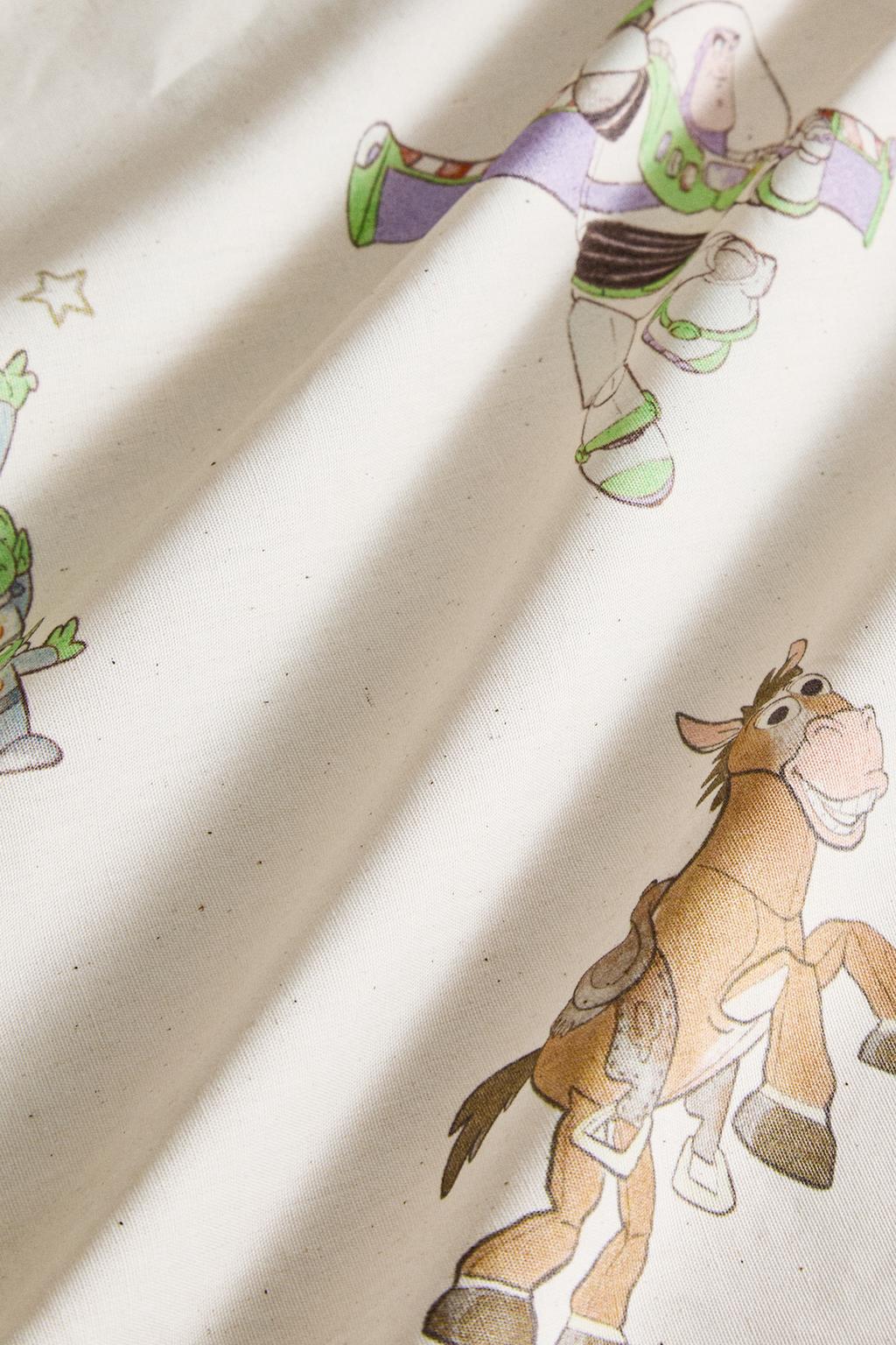 Детский стол из серии toy story © disney/pixar с смолистым покрытием