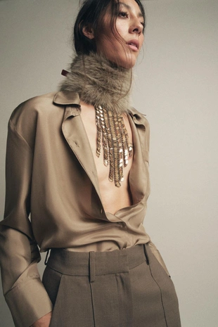 Ожерелье-каскад с металлическими деталями- Заказать в России